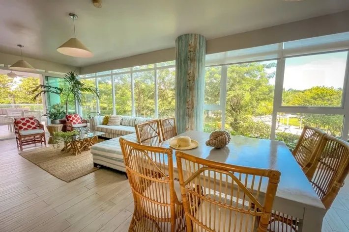 Se vende apartamento en Punta Barco, San Carlos