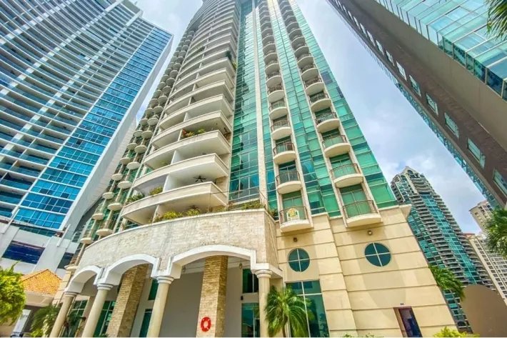 Venta de apartamento en Pacific Point Torre 600, Punta Pacifica