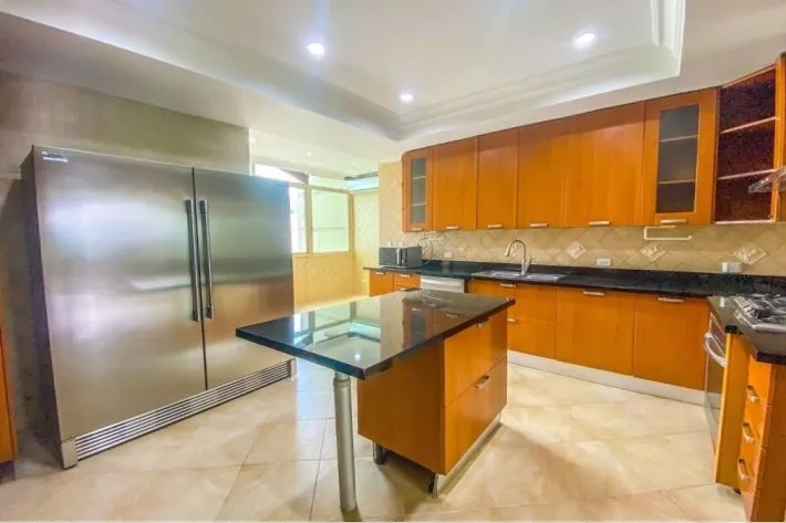 Apartment for sale in Pacific Point Tower 600, Punta Pacifica