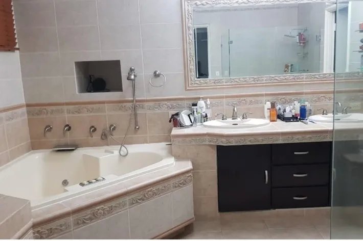 House for sale in La Alameda, Betania