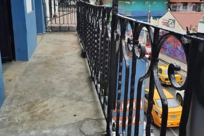 Venta de edificio con anteproyecto aprobado en Avenida B, Casco Viejo
