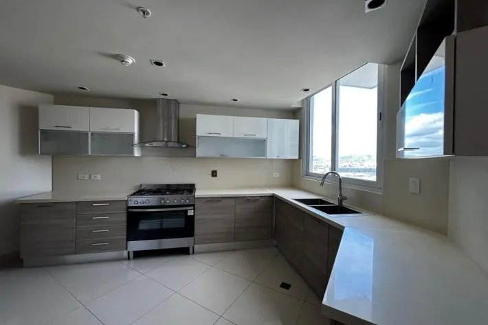 Apartment for rent in The Regent, Costa del Este