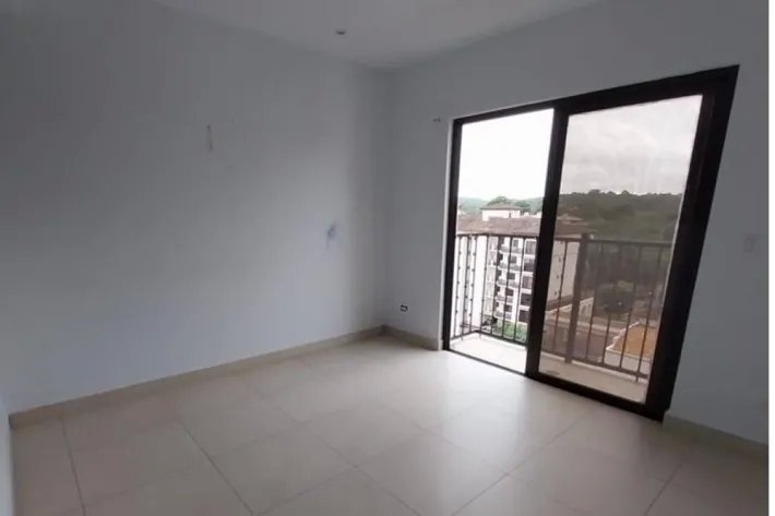 Venta de apartamento en Embassy Village, Albrook