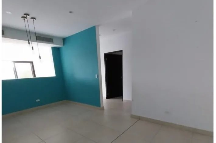 Venta de apartamento en Embassy Village, Albrook