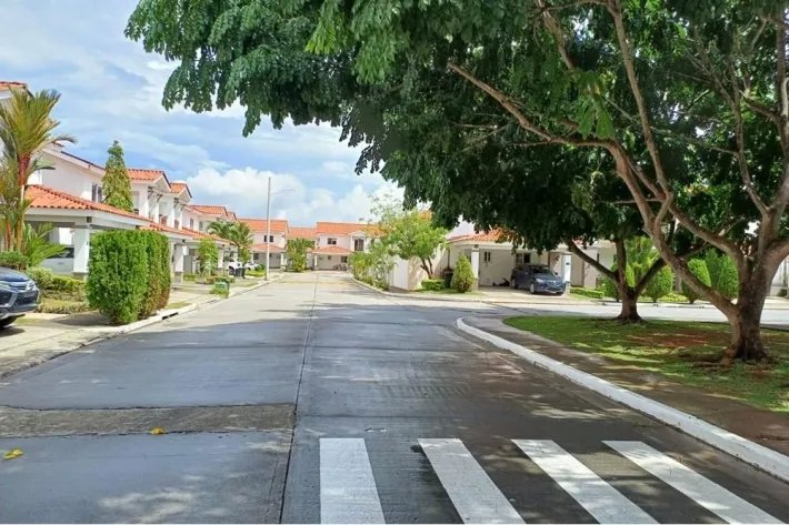 Alquiler de casa en Versalles, Costa Sur, Panamá