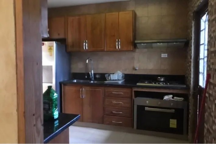 Venta de casa remodelada en Altos del Chase, El Dorado, Bethania.