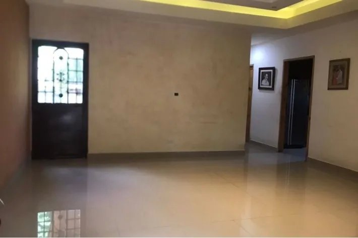 Venta de casa remodelada en Altos del Chase, El Dorado, Bethania.