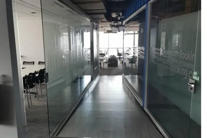 Se alquila oficina en Tower Bank, Calle 50, Ciudad de Panamá