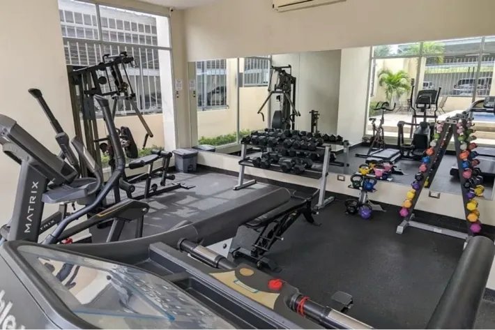 Venta de apartamento en PH Rokas, Condado del Rey
