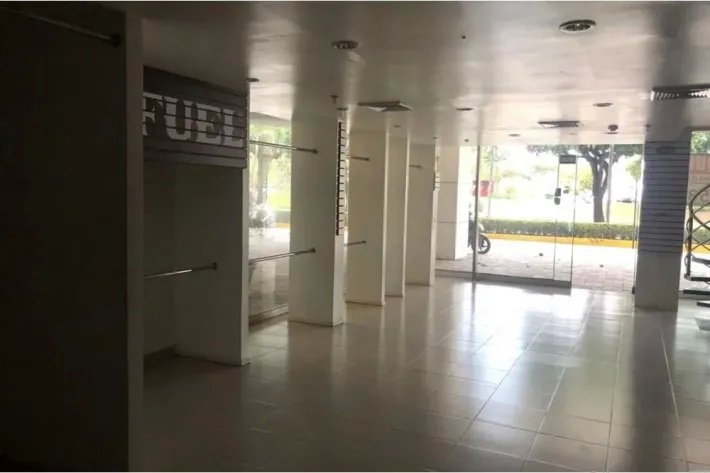 Alquiler de local comercial en Avenida Balboa, Ciudad de Panamá