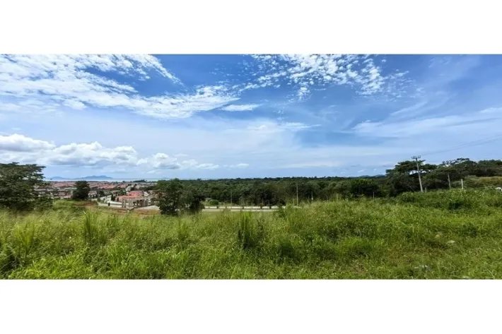 Land for sale in La Chorrera, behind Hospital Solano