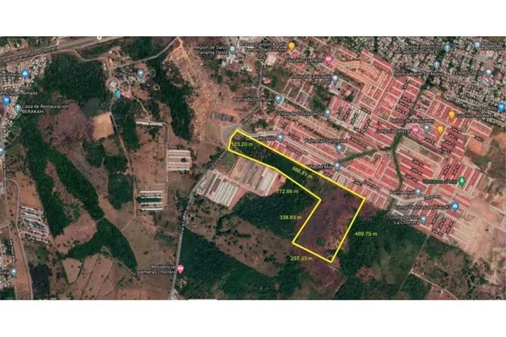 Land for sale in La Chorrera, behind Hospital Solano