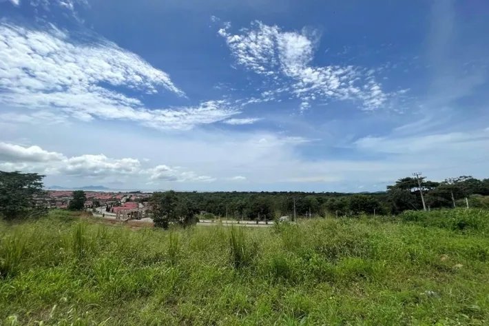 Land for sale in La Chorrera, behind Hospital Solano