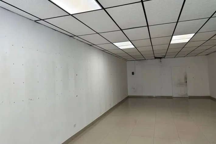 Commercial Premises for rent in Plaza Inca, Manuel Espinosa Avenue, Bella Vista