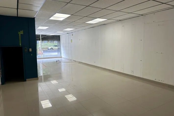 Commercial Premises for rent in Plaza Inca, Manuel Espinosa Avenue, Bella Vista