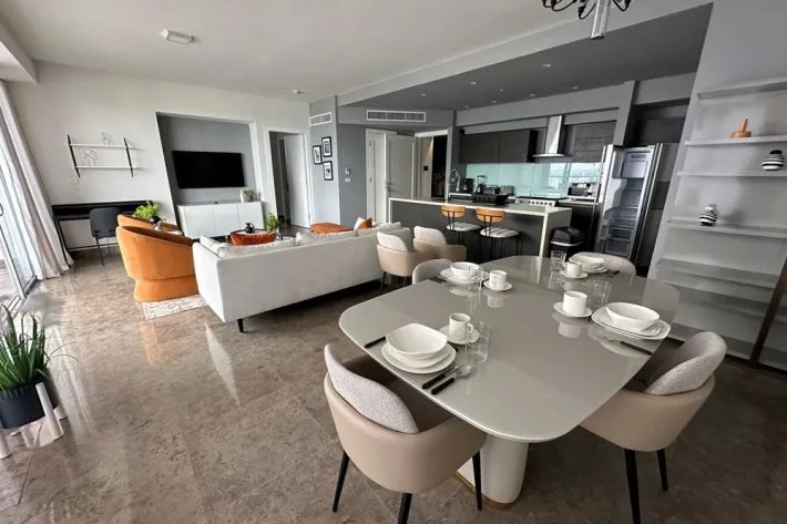 Alquiler de apartamento en Yoo Panama, Avenida Balboa