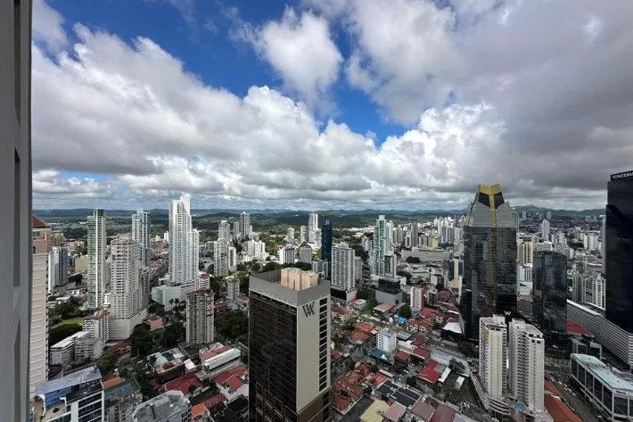 Alquiler de apartamento en Yoo Panama, Avenida Balboa