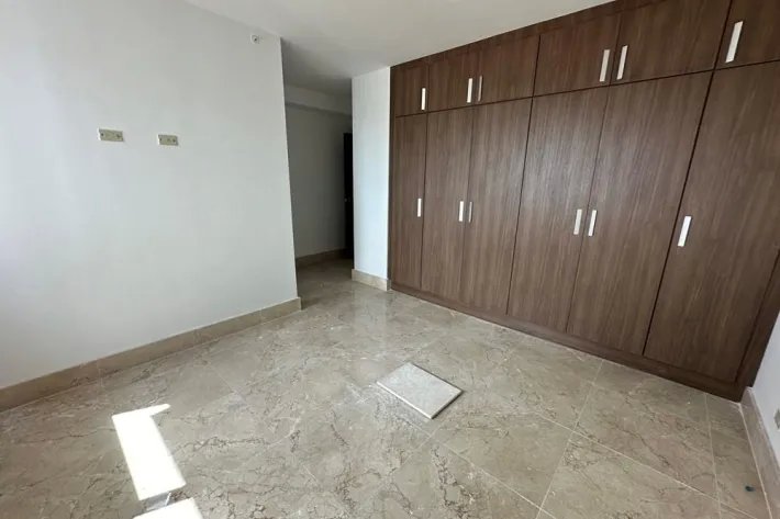 Venta de apartamento en The Colonial, Santa María