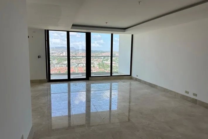 Venta de apartamento en The Colonial, Santa María