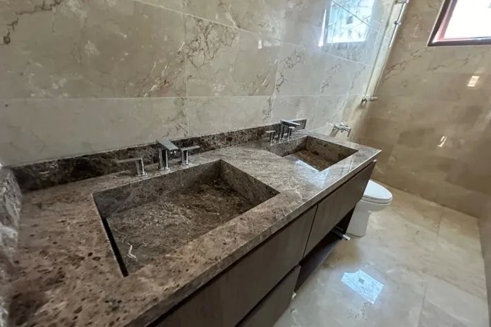 Venta de apartamento en The Colonial, Santa María