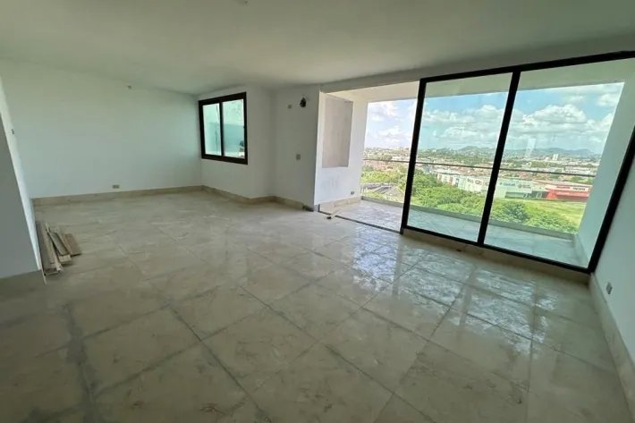 Venta de apartamento en The Colonial, Santa María