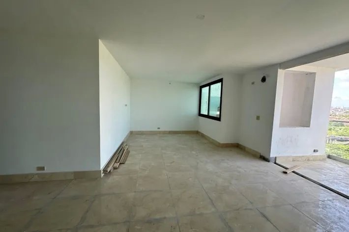 Venta de apartamento en The Colonial, Santa María