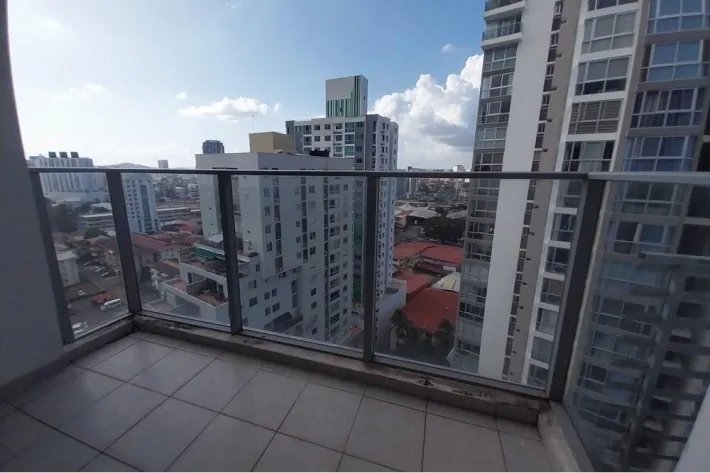 Se vende apartamento en Carrasquilla, Panamá