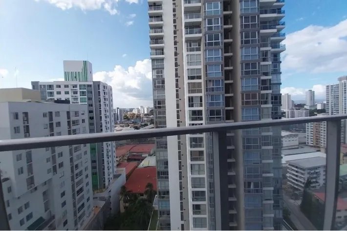 Se vende apartamento en Carrasquilla, Panamá