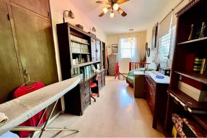 Venta de casa de 3 niveles en Hato Pintado, Panamá
