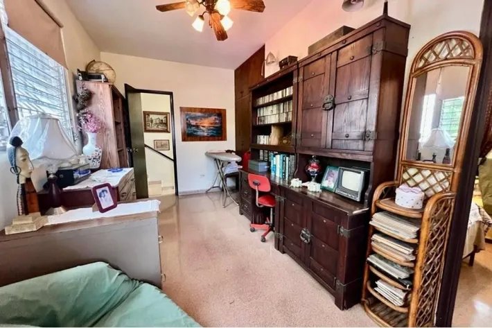 Venta de casa de 3 niveles en Hato Pintado, Panamá