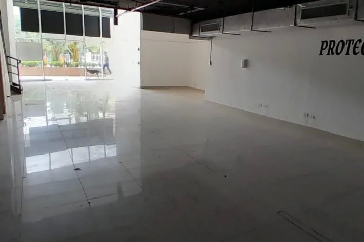 Alquiler de local comercial en Bella Vista, Panamá