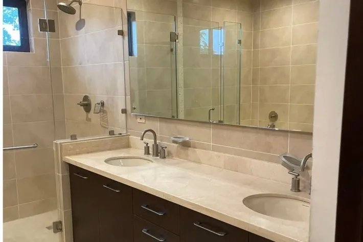 Se vende apartamento en PH Embassy Gardens, Clayton