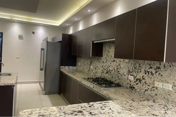 Se vende apartamento en PH Embassy Gardens, Clayton