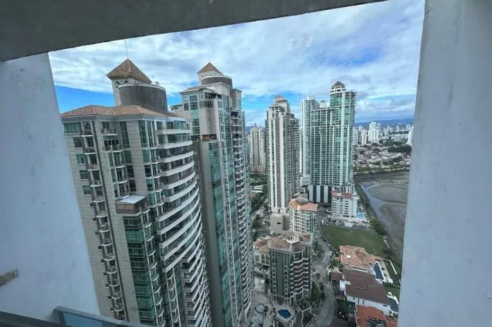 Apartment for sale in Grand Tower, Punta Pacifica