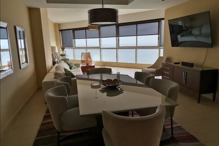 Venta de apartamento en Avenida Balboa, Panamá