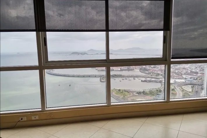 Venta de apartamento en Avenida Balboa, Panamá