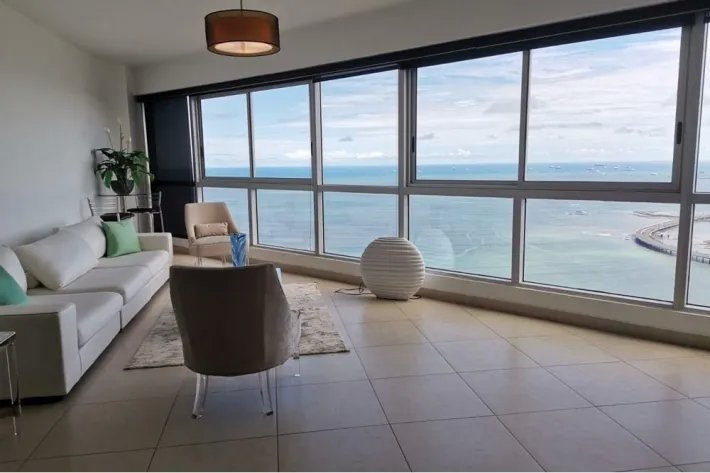 Alquiler de apartamento en Avenida Balboa, Panamá