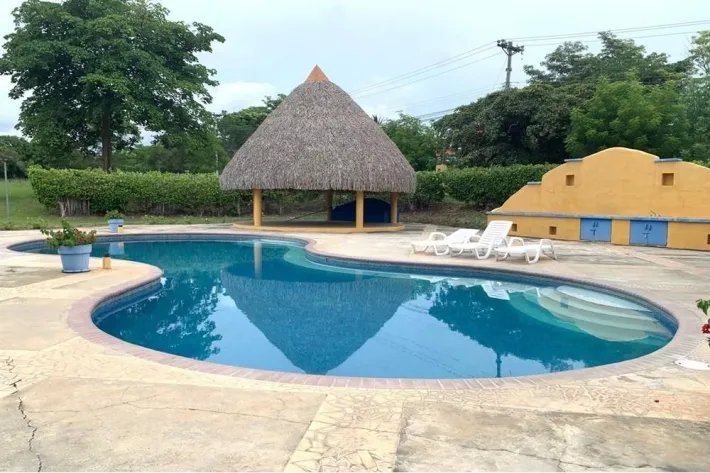 Venta de apartamento de playa en Punta Barco Resort
