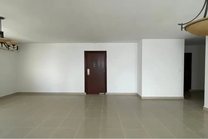 Apartment for sale in Obarrio, Panama