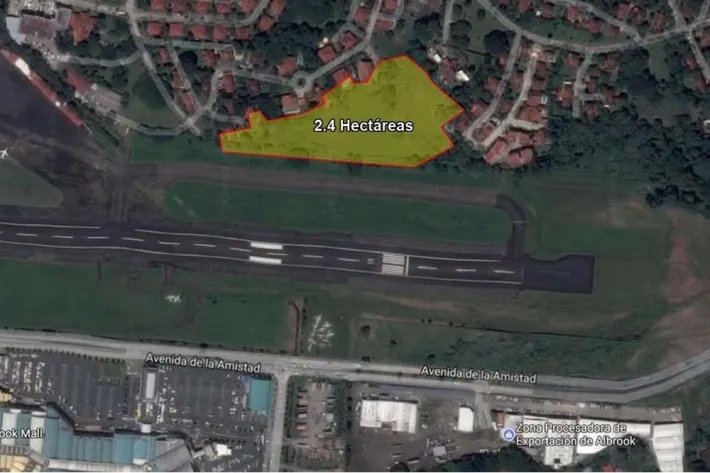 Se vende lote de terreno en Albrook, Panamá