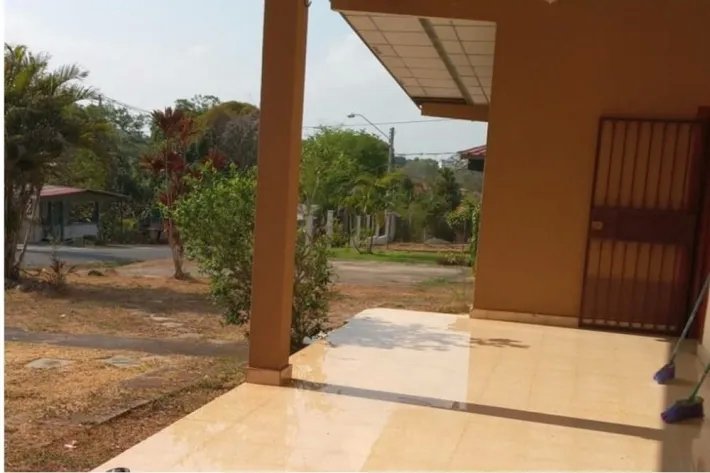 Se vende casa en Barrio Colón, La Chorrera