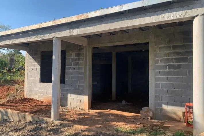 SE VENDE TERRENO CON LUGARES COMERCIALES EN LA VIA PRINCIPAL, SANTA CATALINA. VERAGUAS.