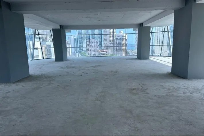 Venta de oficina en Hi Point, Ave. Federico Boyd, Bella Vista