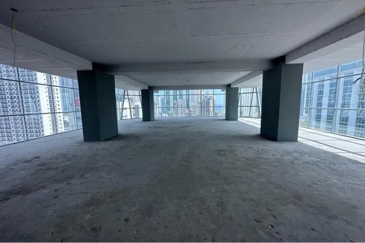 Venta de oficina en Hi Point, Ave. Federico Boyd, Bella Vista