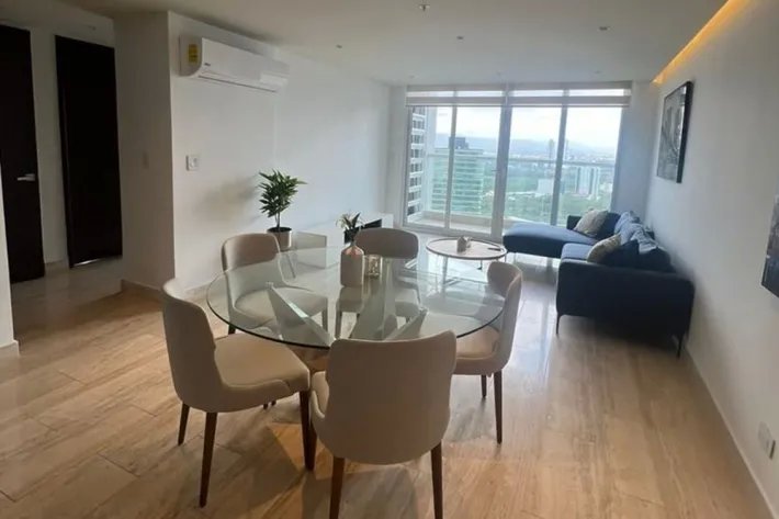Alquiler de apartamento amoblado en Costa del Este, Panamá