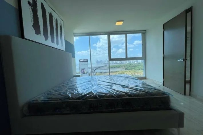 Apartamento amoblado en alquiler en Costa del Este