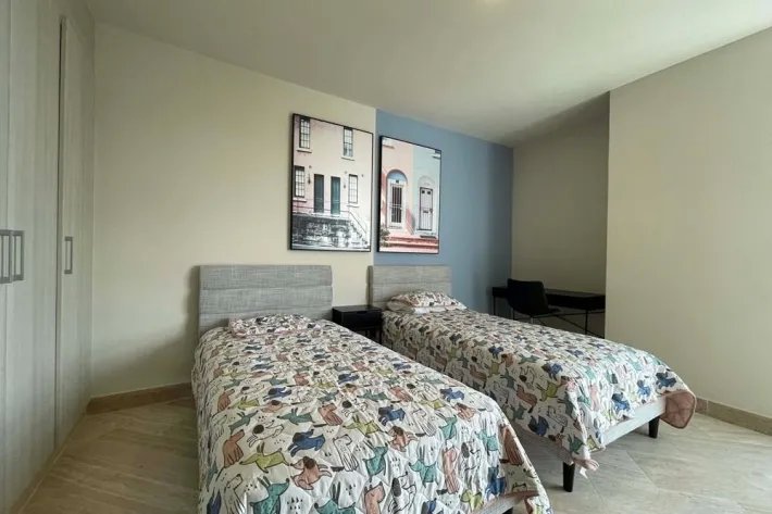 Apartamento amoblado con vista a la ciudad en Costa del Este