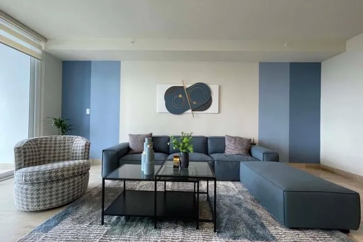 Apartamento amoblado con vista a la ciudad en Costa del Este