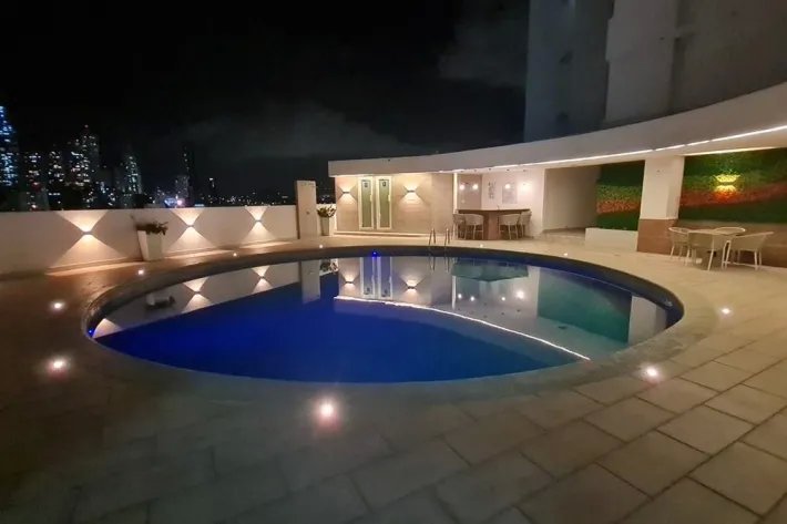 Furnished apartment for sale in Plaza Edison, Tumba Muerto