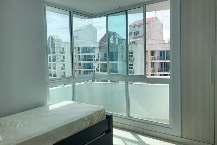 Furnished apartment for sale in Plaza Edison, Tumba Muerto
